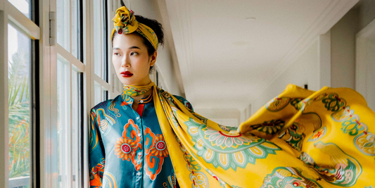 Đẹp x Folk Form: Câu chuyện lịch sử ngàn năm trên xiêm y cách tân