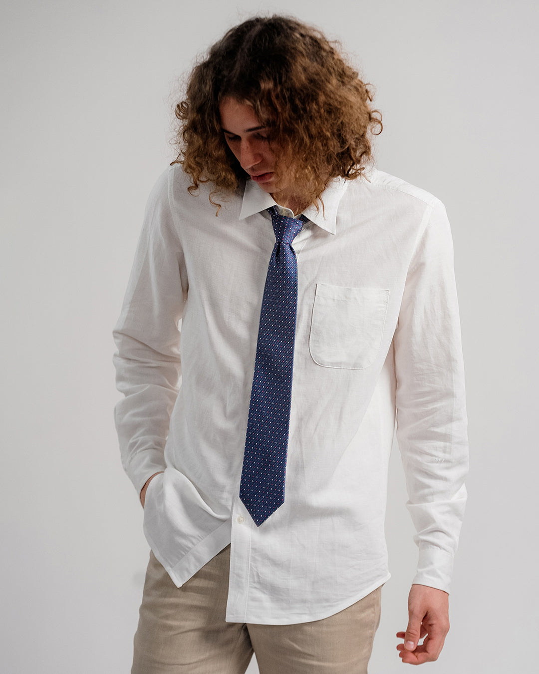 Cà Vạt Gấm Hoa Văn Chấm Màu / Xanh Lam & Hồng / Bản 8cm