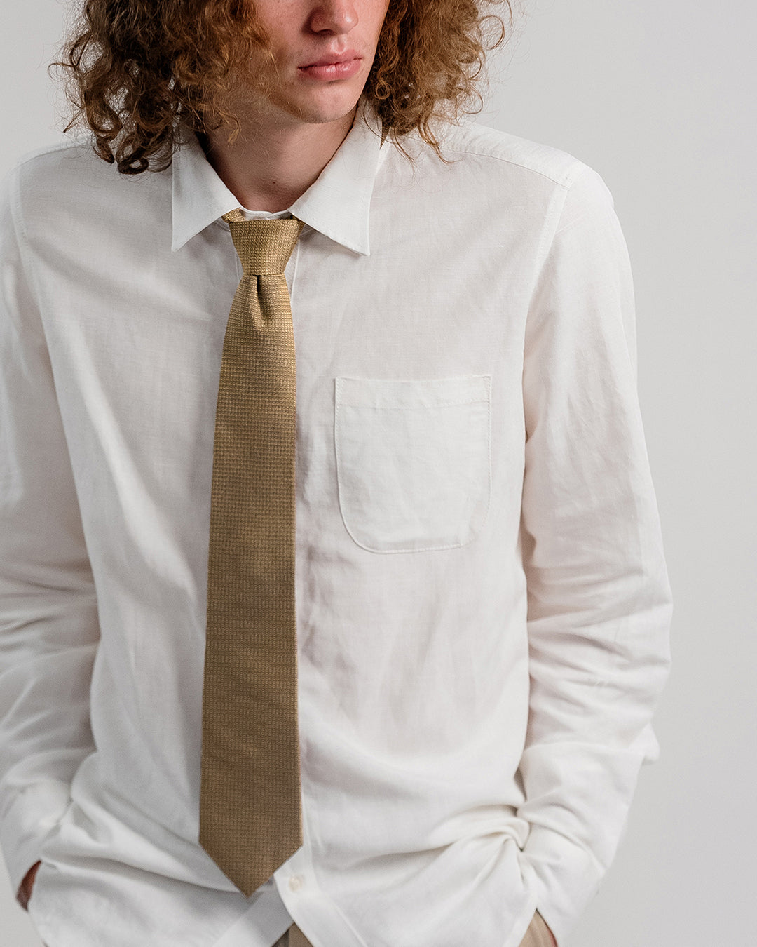 Cà Vạt Gấm Hoa Văn Kẻ Ô / Be Đậm / Bản 8cm