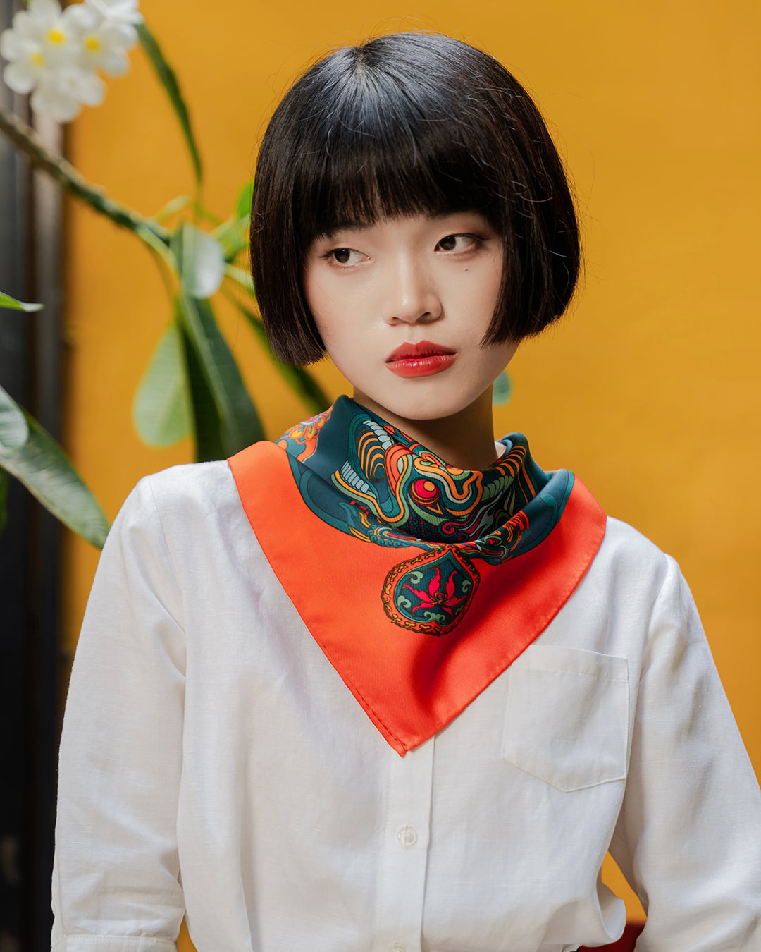 Khăn Lụa Hương Vân Long Mộng / Xanh Lá & Da Cam / 65x65