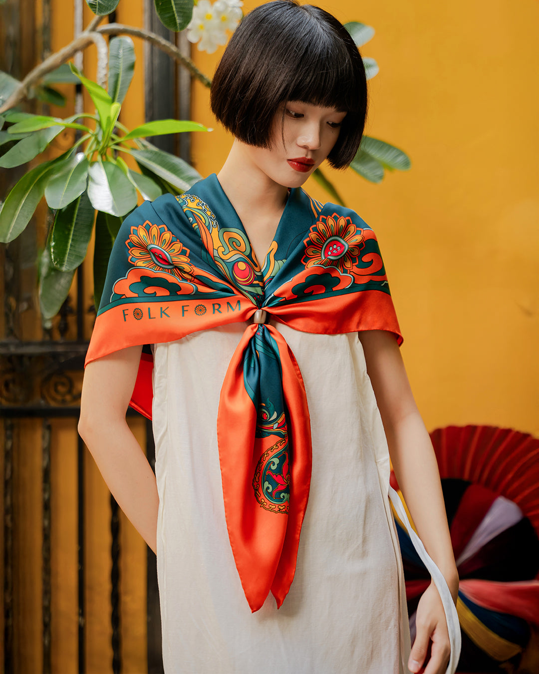 Khăn Lụa Hương Vân Long Mộng / Xanh Lá & Da Cam / Quà Tặng Cao Cấp