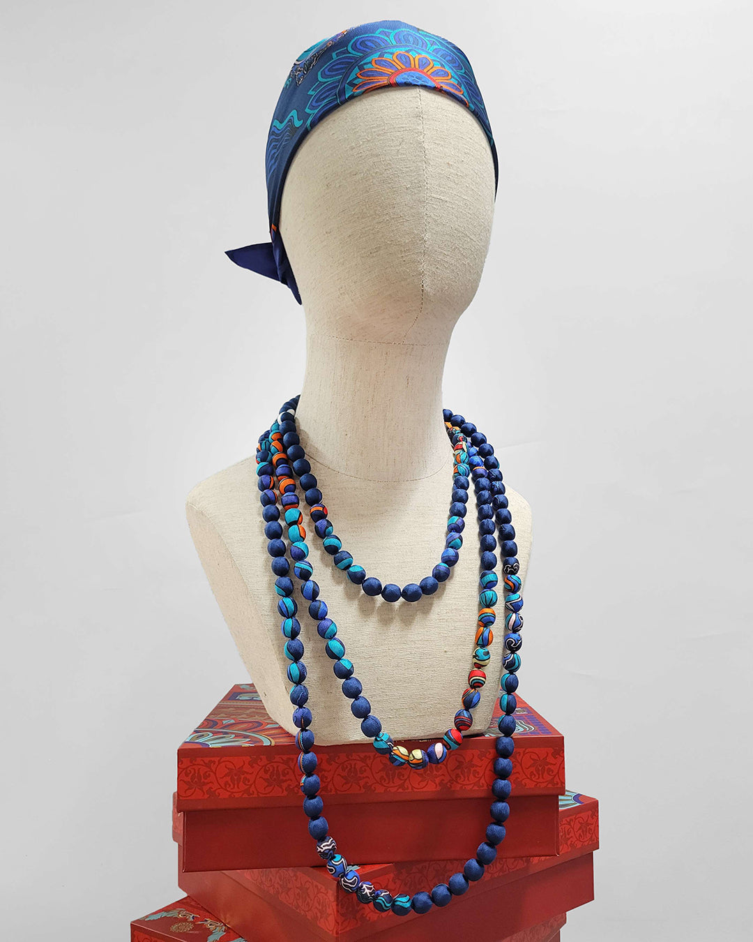 Vòng Hạt Bọc Lụa In Hoạ Tiết / Xanh Dương Đậm / 110cm