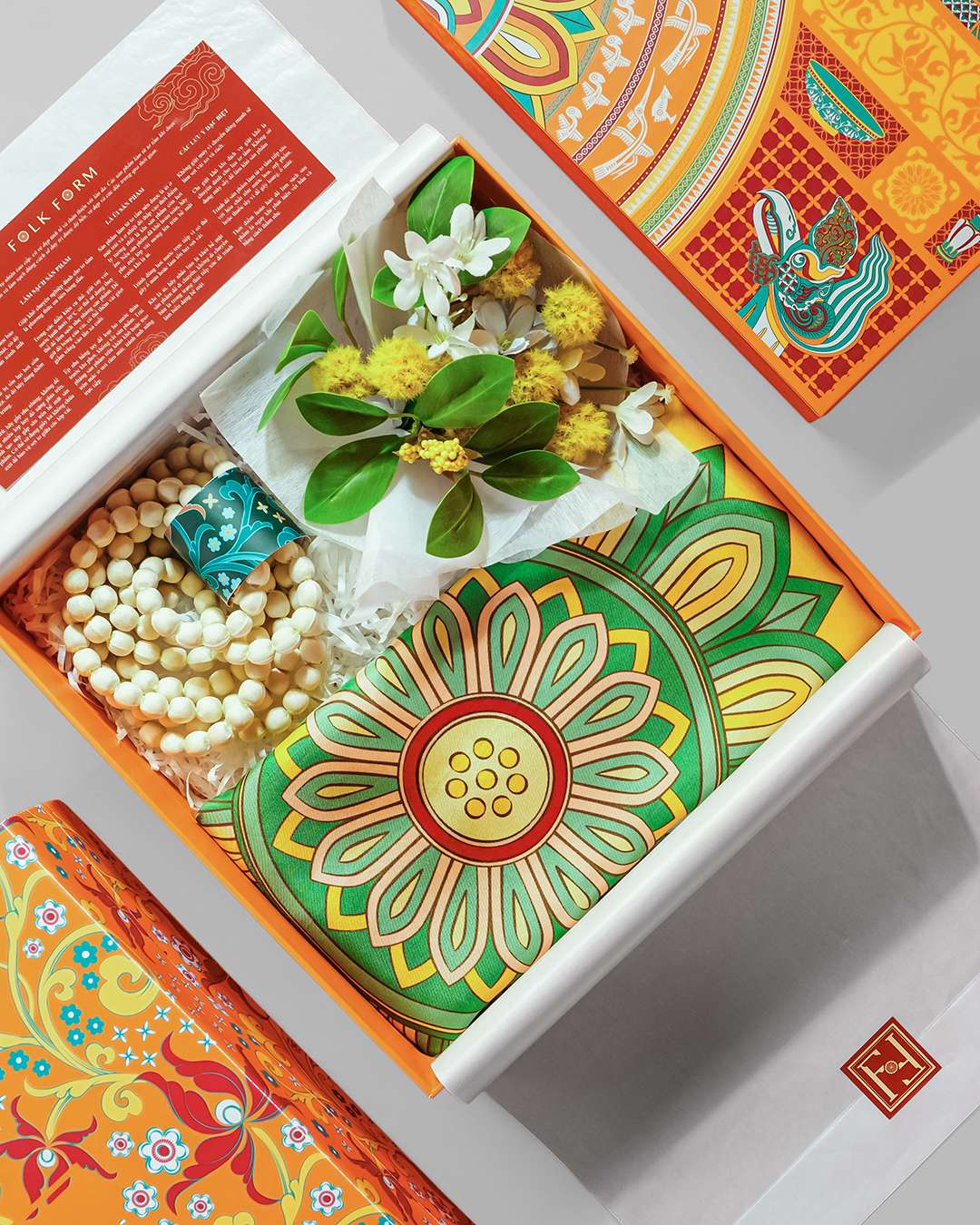 Vòng Hạt Bọc Lụa Màu Trơn / Trắng Ngà / 110cm