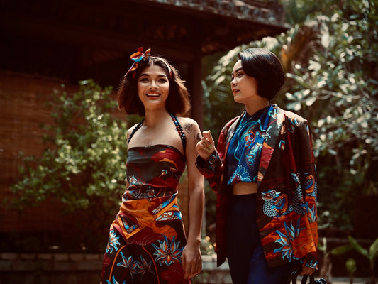 Đằng Sau Ống Kính Folk Form: Hành Trình Đánh Thức Di Sản Bằng Lụa Tơ Tằm Cao Cấp