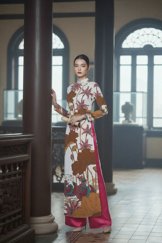 Tà Áo Dài: Khi Lụa Là Trở Thành Tín Vật Của Những Cuộc Giao Bang