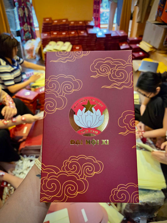 Kỳ Tích 25 Ngày Đêm: Hành Trình Chế Tác Quà Tặng Ngoại Giao Mang Đậm Dấu Ấn Di Sản