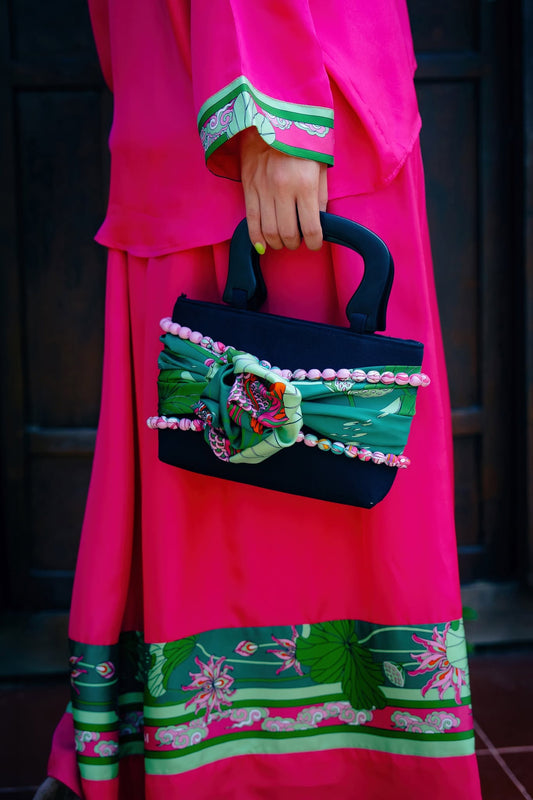 Khí Chất Cất Lời Từ Nếp Lụa: Nghệ Thuật Mặc Kimono & Quần Đĩnh Tơ Tằm Bảo Lộc