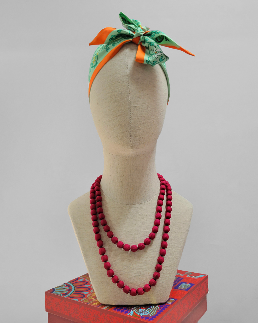 Vòng Hạt Bọc Lụa / 62cm