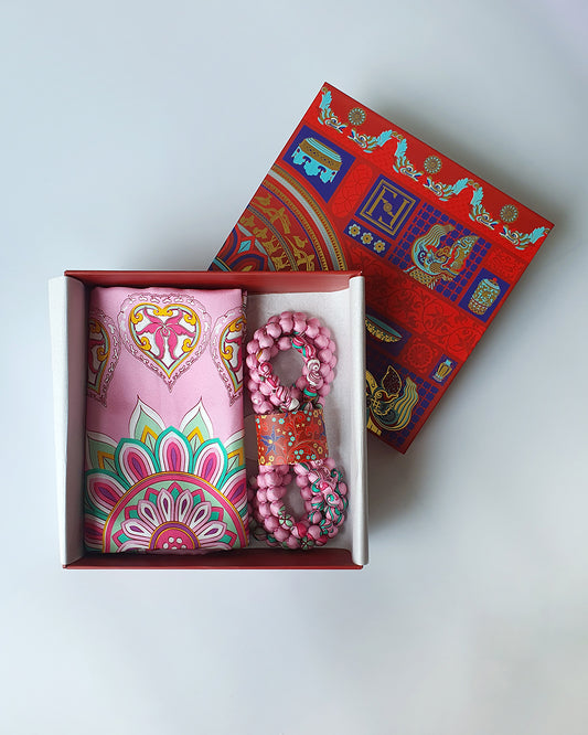 Quà Tặng Cao Cấp Tinh Hoa / Khăn Lụa Vuông Phụng Vũ Vân Ca / Hồng