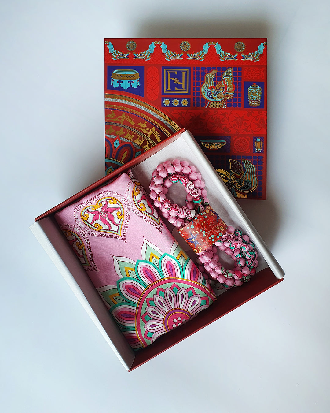 Quà Tặng Cao Cấp Tinh Hoa / Khăn Lụa Vuông Phụng Vũ Vân Ca / Hồng