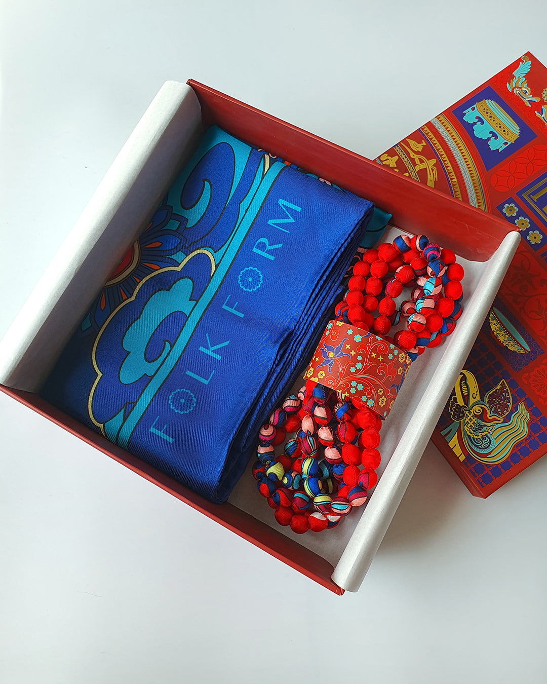 Quà Tặng Cao Cấp Tinh Hoa / Khăn Lụa Vuông Hương Vân Long Mộng / Xanh Lam Đậm