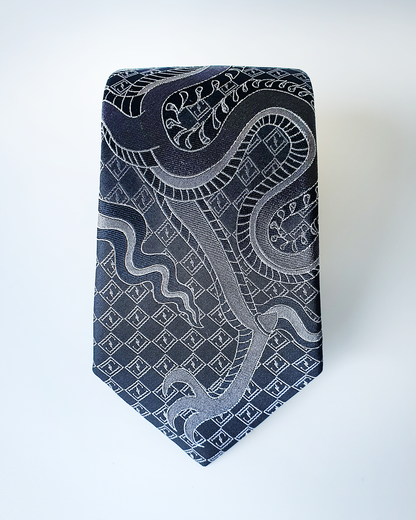 Quà Tặng Cao Cấp / Cà Vạt Lụa Gấm Hoa Văn Hắc Long / 8cm x 145cm