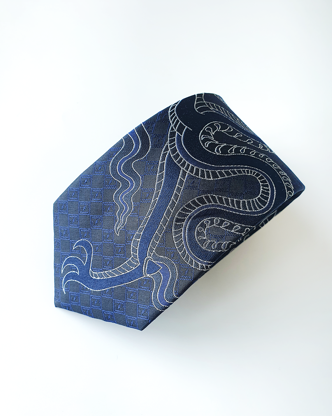 Quà Tặng Cao Cấp / Cà Vạt Lụa Gấm Hoa Văn Thanh Long / 8cm x 145cm