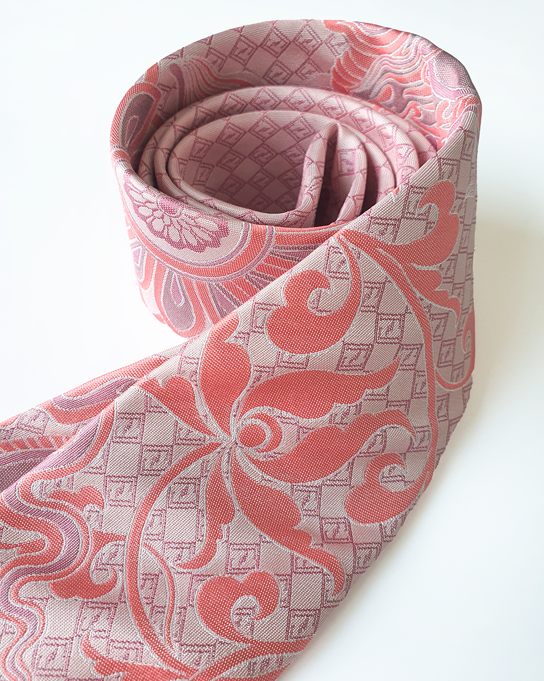 Quà Tặng Cao Cấp / Cà Vạt Lụa Gấm Hoa Văn Hồng Long / 8cm x 145cm