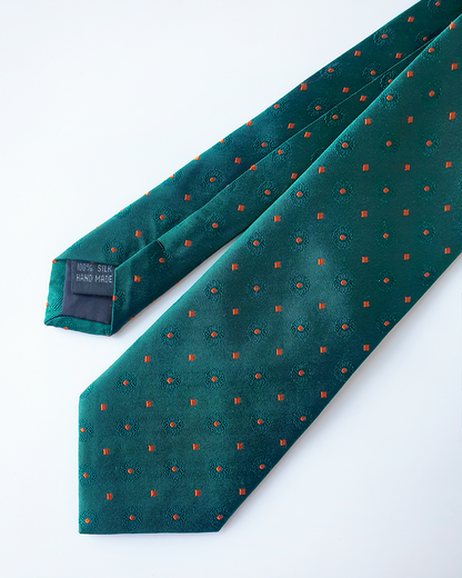 Quà Tặng Cao Cấp / Cà Vạt Lụa Gấm Hoa Văn Lục Bảo Kèm Đôi Khuy Măng Sét / 8cm x 145cm