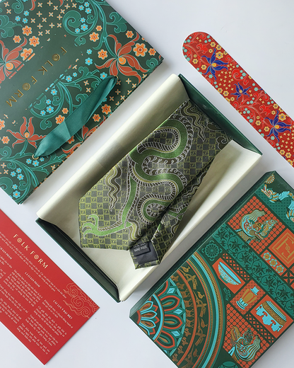 Quà Tặng Cao Cấp / Cà Vạt Lụa Gấm Hoa Văn Lục Long / 8cm x 145cm