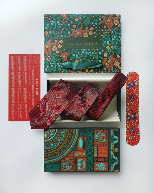 Quà Tặng Cao Cấp / Cà Vạt Lụa Gấm Hoa Văn Huyết Long / 8cm x 145cm