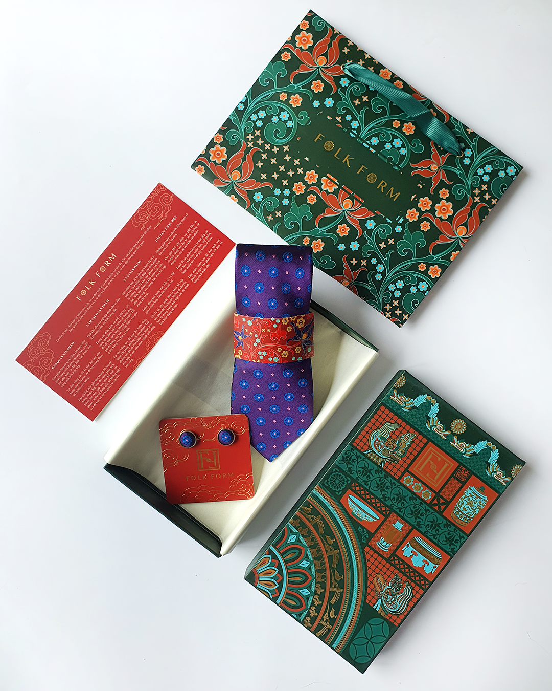 Quà Tặng Cao Cấp / Cà Vạt Lụa Gấm Hoa Văn Tử Liên Kèm Đôi Khuy Măng Sét / 8cm x 145cm