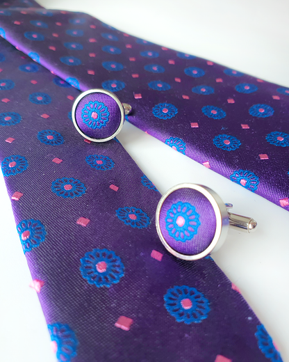 Quà Tặng Cao Cấp / Cà Vạt Lụa Gấm Hoa Văn Tử Liên Kèm Đôi Khuy Măng Sét / 8cm x 145cm