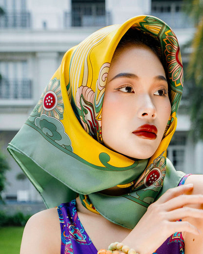 Khăn Lụa Vuông Hương Vân Long Mộng / Xanh Lá & Vàng