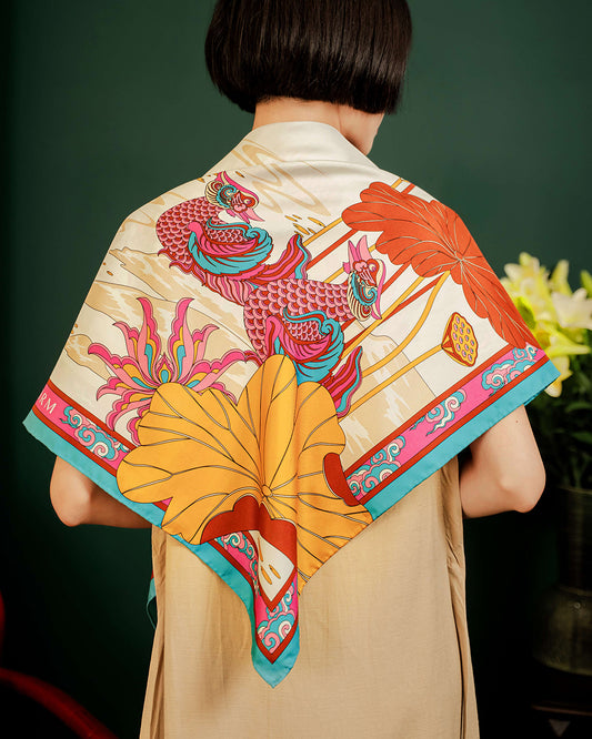 Khăn Lụa Uyên Ương Liên Hạ / Be & Nâu / 90x90cm / 36x36in
