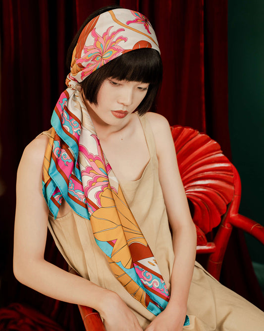 Khăn Lụa Vuông Uyên Ương Liên Hạ / Be & Nâu