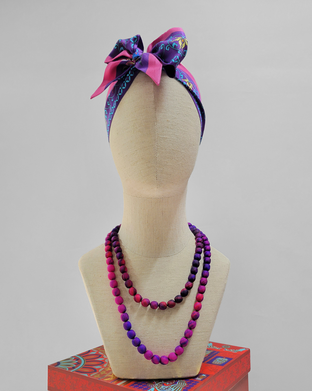 Vòng Hạt Bọc Lụa / 62cm