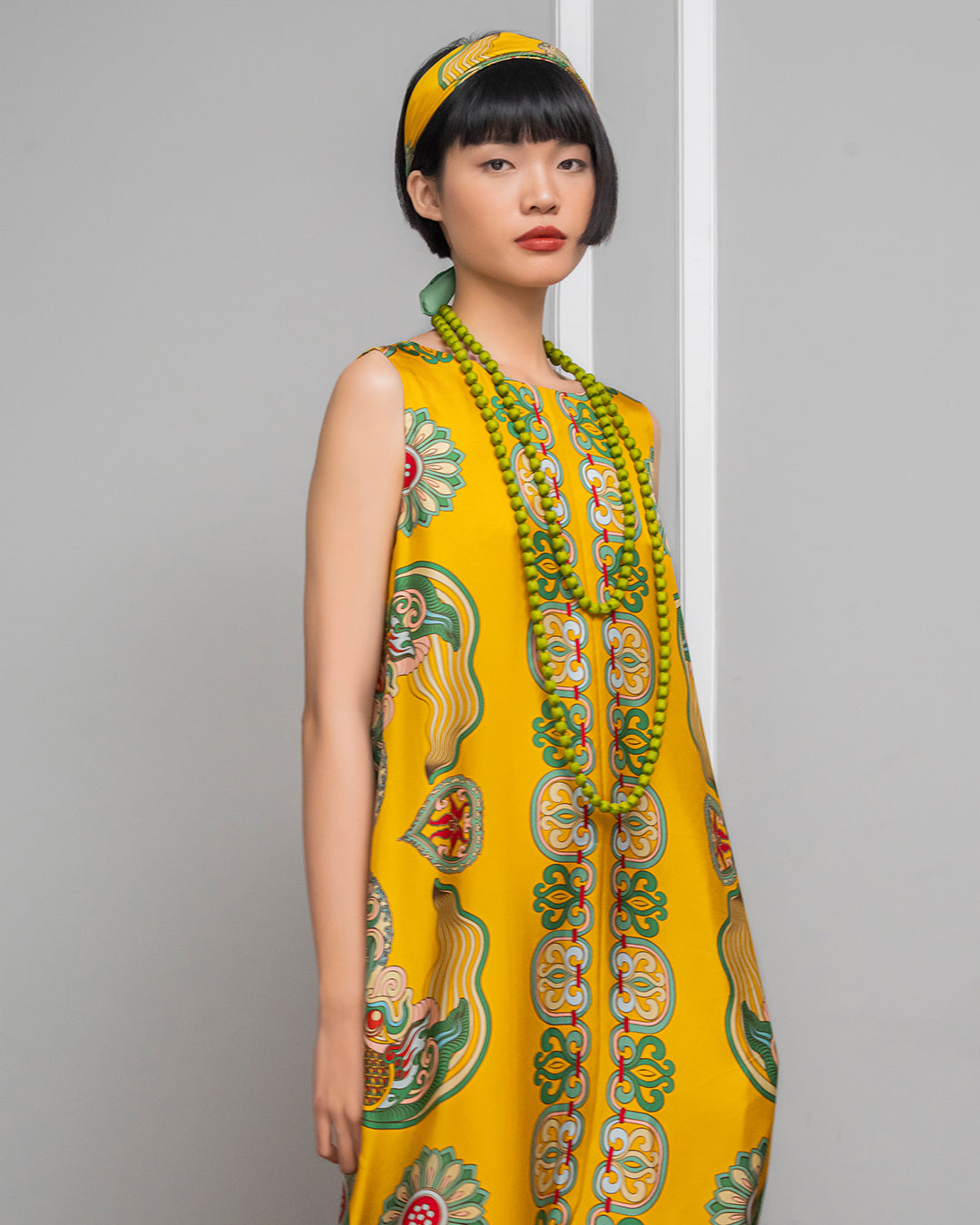 Đầm Max Boho Lụa 1970 Không Tay / Hoạ tiết Mây Hoạ Long Ân Vàng