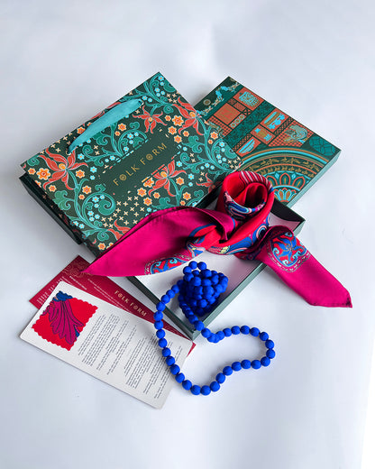 Quà Tặng Cao Cấp Tinh Ngọc / Khăn Lụa Vuông Hương Vân Long Mộng / Đỏ