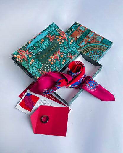 Quà Tặng Cao Cấp Tinh Nhã / Khăn Lụa Vuông Hương Vân Long Mộng / Đỏ