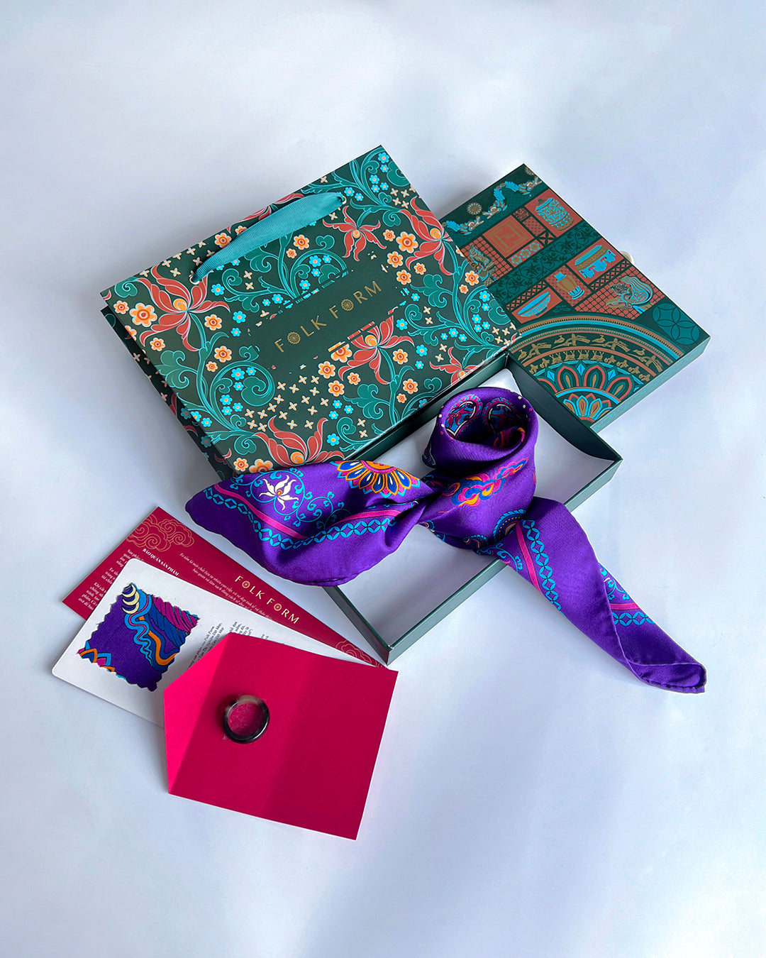 Quà Tặng Cao Cấp Tinh Nhã / Khăn Lụa Vuông Phụng Vũ Vân Ca / Tím