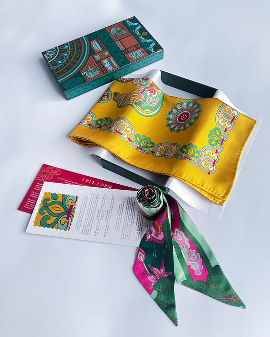 Quà Tặng Cao Cấp Tinh Sắc / Khăn Lụa Vuông Mây Hoạ Long Ân / Vàng