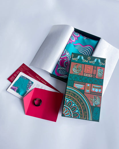 Quà Tặng Cao Cấp Tinh Nhã / Khăn Lụa Vuông Hương Vân Long Mộng / Xanh Ngọc & Hồng