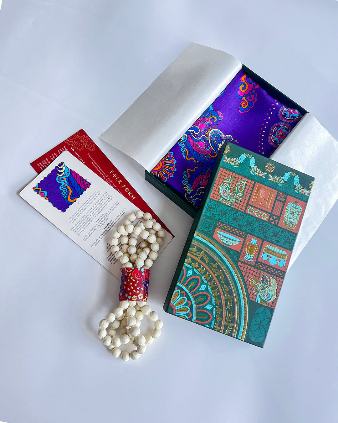 Quà Tặng Cao Cấp Tinh Ngọc / Khăn Lụa Vuông Phụng Vũ Vân Ca / Tím