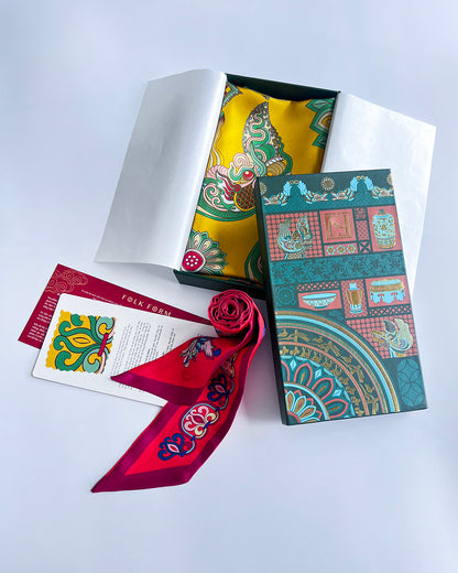 Quà Tặng Cao Cấp Tinh Sắc / Khăn Lụa Vuông Mây Hoạ Long Ân / Vàng