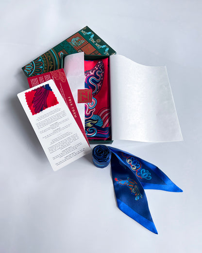 Quà Tặng Cao Cấp Tinh Sắc / Khăn Lụa Vuông Hương Vân Long Mộng / Đỏ