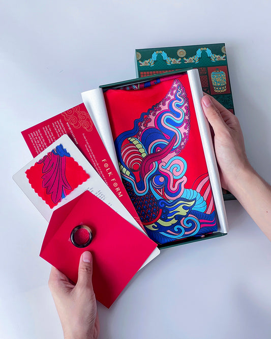 Set 3 Quà Tặng Doanh Nghiệp Cao Cấp Tinh Nhã / Khăn Lụa Vuông Hương Vân Long Mộng / Đỏ