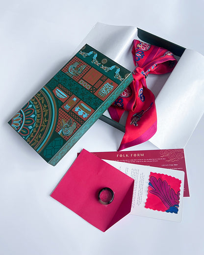 Quà Tặng Cao Cấp / Khăn Twilly Lụa Hương Vân Long Mộng / Đỏ / 6cm x 150cm