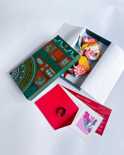 Quà Tặng Cao Cấp / Khăn Twilly Lụa Uyên Ương Liên Hạ / Be & Nâu / 6cm x 150cm