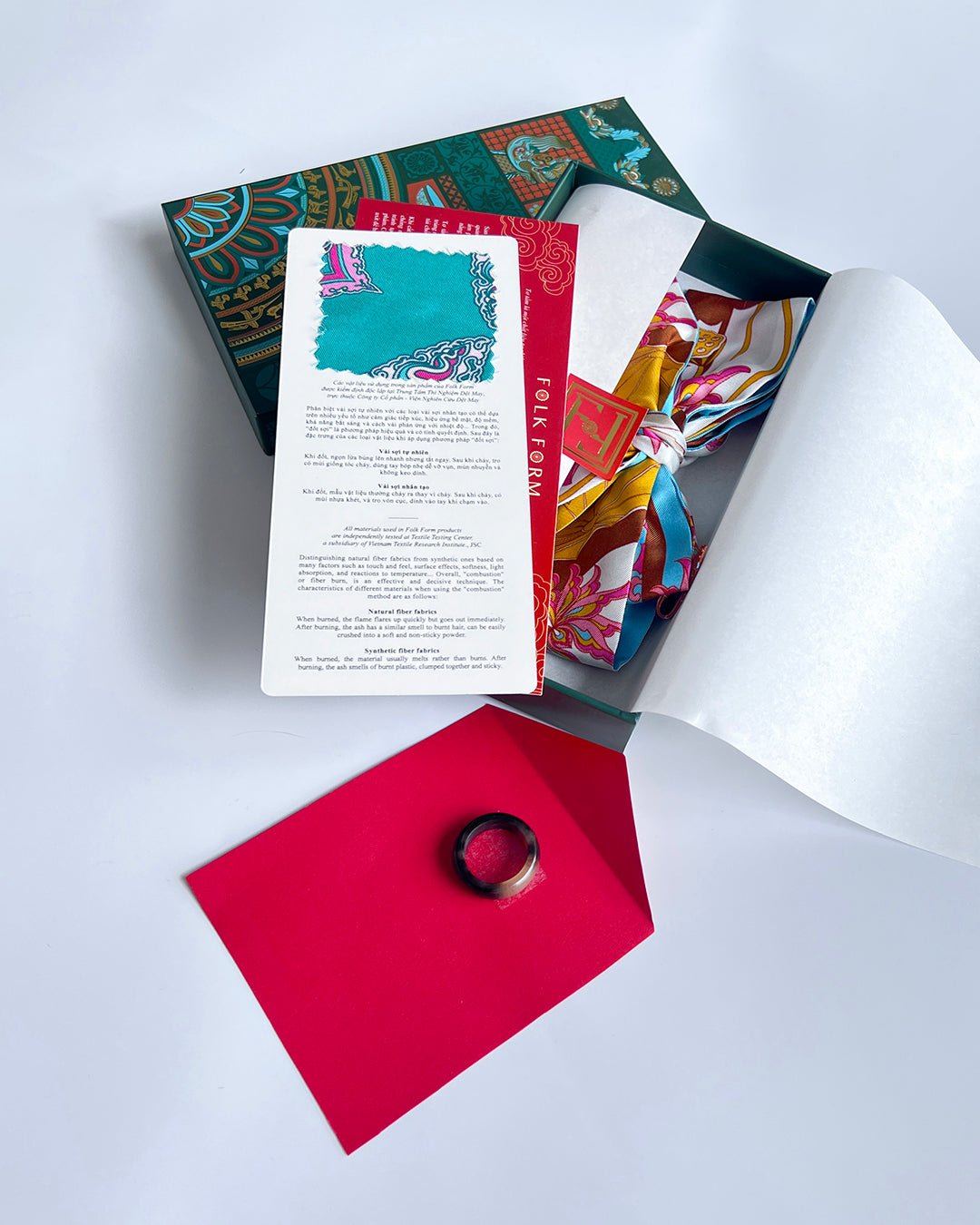 Quà Tặng Cao Cấp / Khăn Twilly Lụa Uyên Ương Liên Hạ / Be & Nâu / 6cm x 150cm