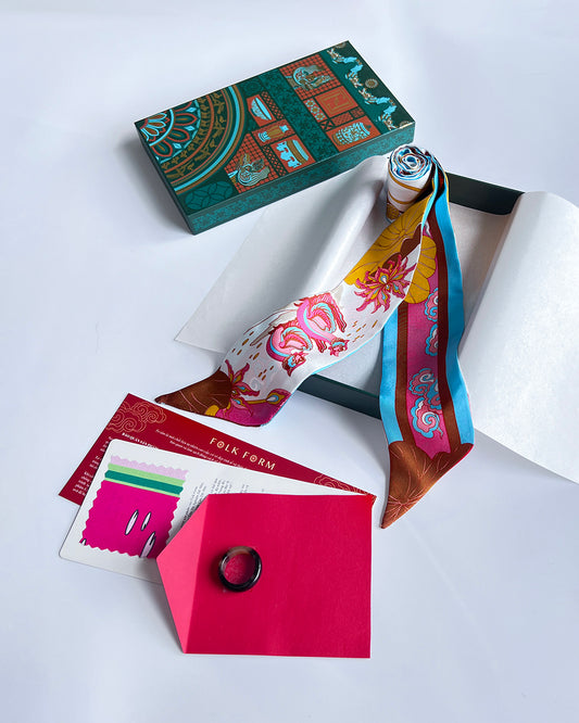 Set 3 Quà Tặng Doanh Nghiệp Cao Cấp / Khăn Twilly Lụa Uyên Ương Liên Hạ / Be & Nâu