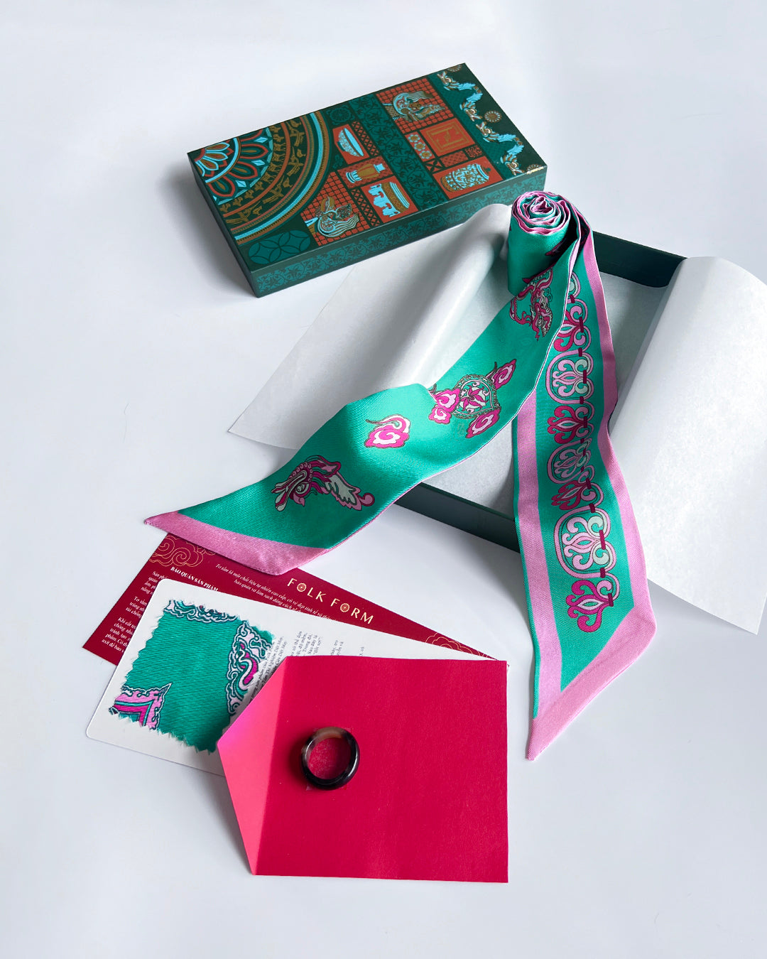 Quà Tặng Cao Cấp / Khăn Twilly Lụa Hương Vân Long Mộng / Xanh Ngọc & Hồng / 6cm x 150cm