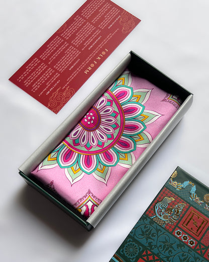 Quà Tặng Cao Cấp Tinh Tế / Khăn Lụa Vuông Phụng Vũ Vân Ca / Hồng