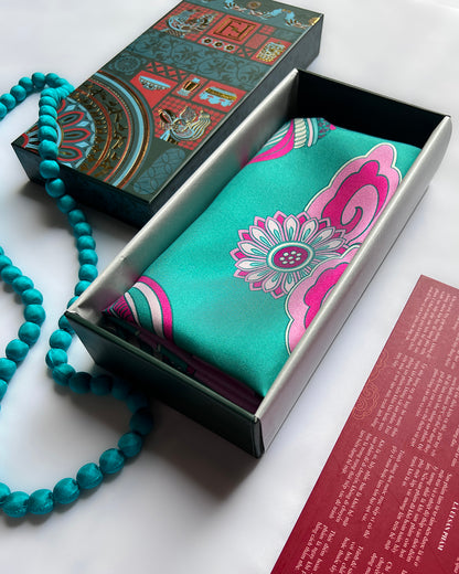 Quà Tặng Cao Cấp Tinh Vân / Khăn Lụa Vuông Hương Vân Long Mộng / Xanh Ngọc & Hồng