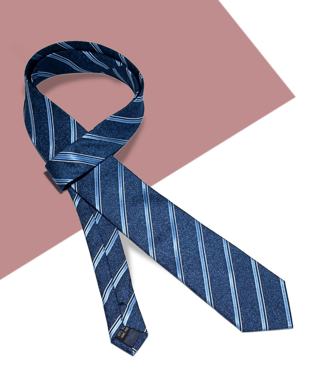 Quà Tặng Cao Cấp / Cà Vạt Lụa Gấm Hoa Văn Kẻ Chéo / Xanh Dương / 8cm x 145cm