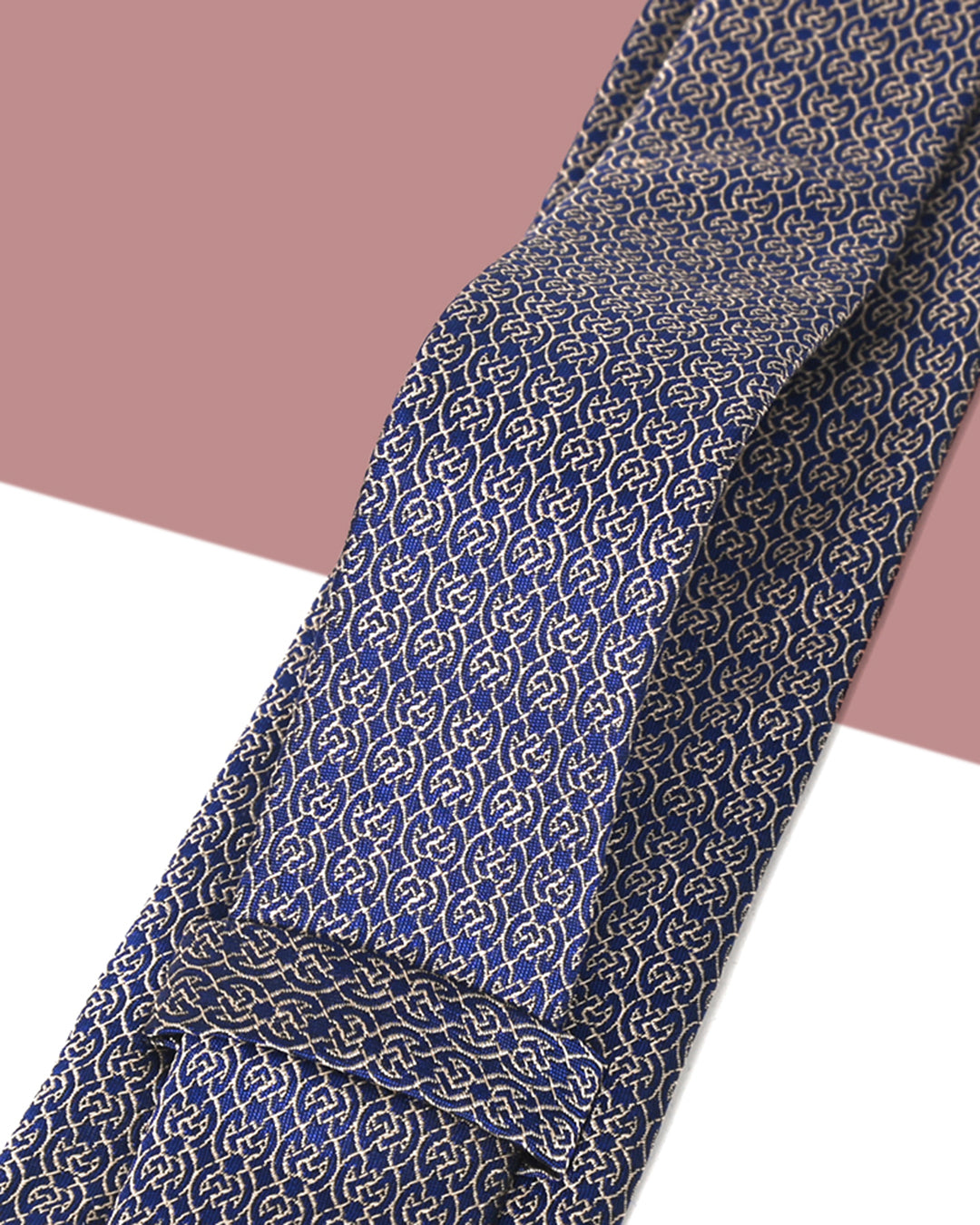 Quà Tặng Cao Cấp / Cà Vạt Lụa Gấm Hoa Văn Mắt Xích / Be / 8cm x 145cm