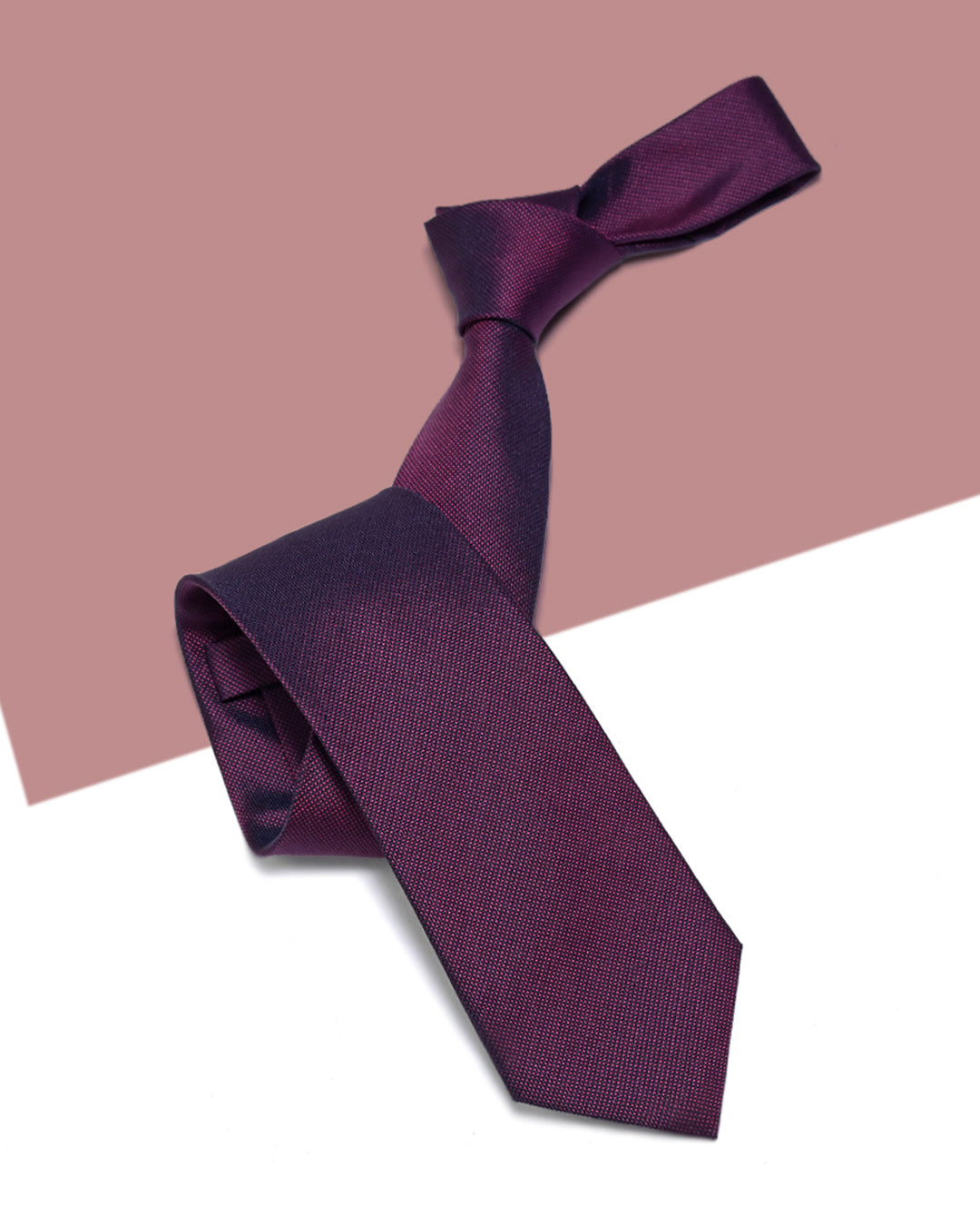 Quà Tặng Cao Cấp / Cà Vạt Lụa Gấm Hoa Văn Vi Chấm / Đỏ Tía / 8cm x 145cm