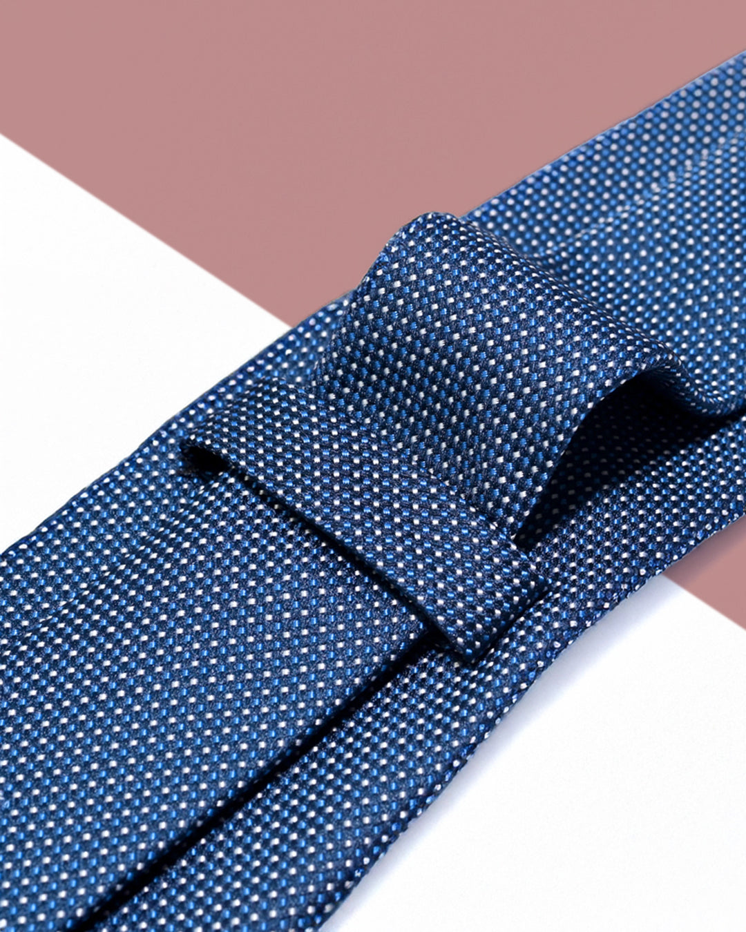 Quà Tặng Cao Cấp / Cà Vạt Lụa Gấm Hoa Văn Chấm Nhỏ / Xanh Dương / 8cm x 145cm