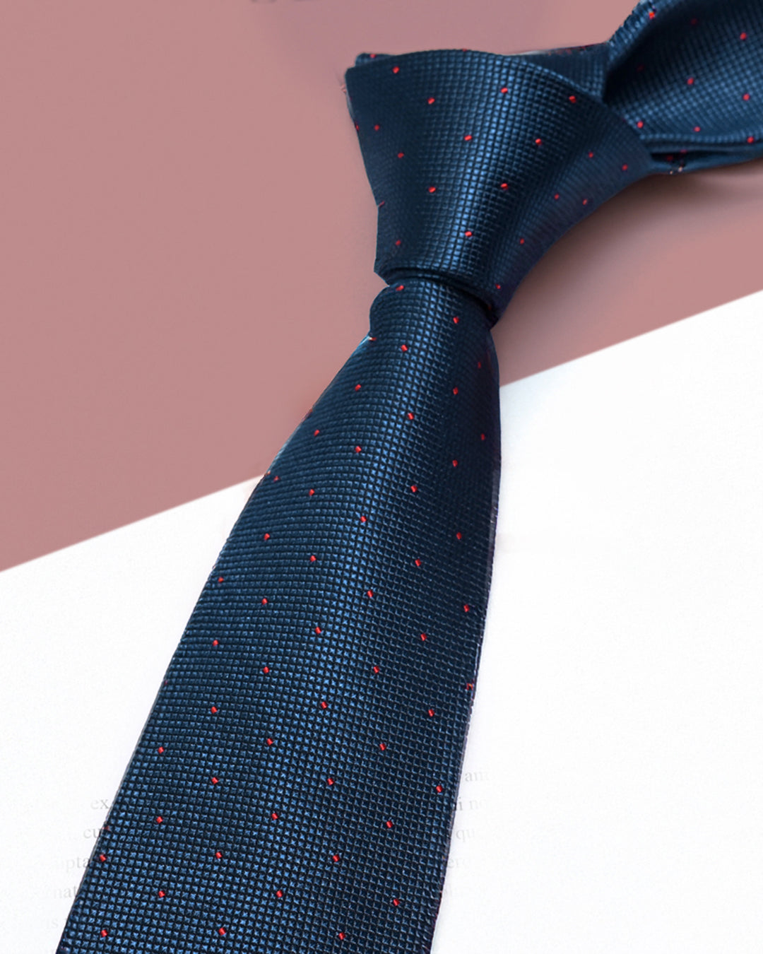 Quà Tặng Cao Cấp / Cà Vạt Lụa Gấm Hoa Văn Chấm Hạt / Xanh Than / 8cm x 145cm