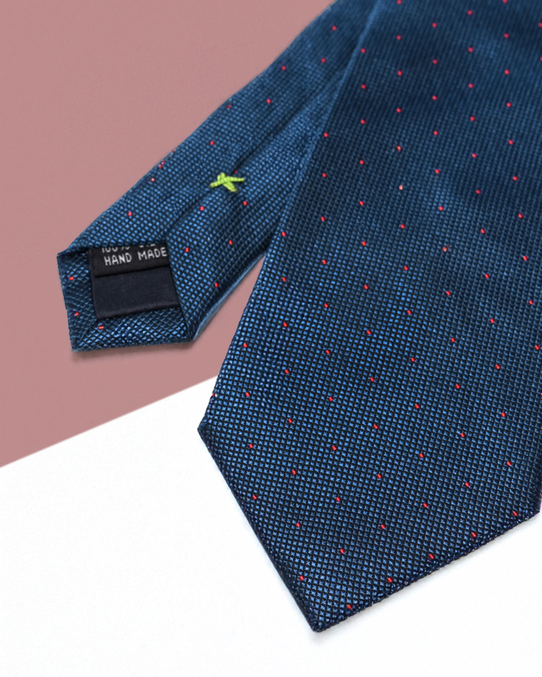 Quà Tặng Cao Cấp / Cà Vạt Lụa Gấm Hoa Văn Chấm Hạt / Xanh Than / 8cm x 145cm